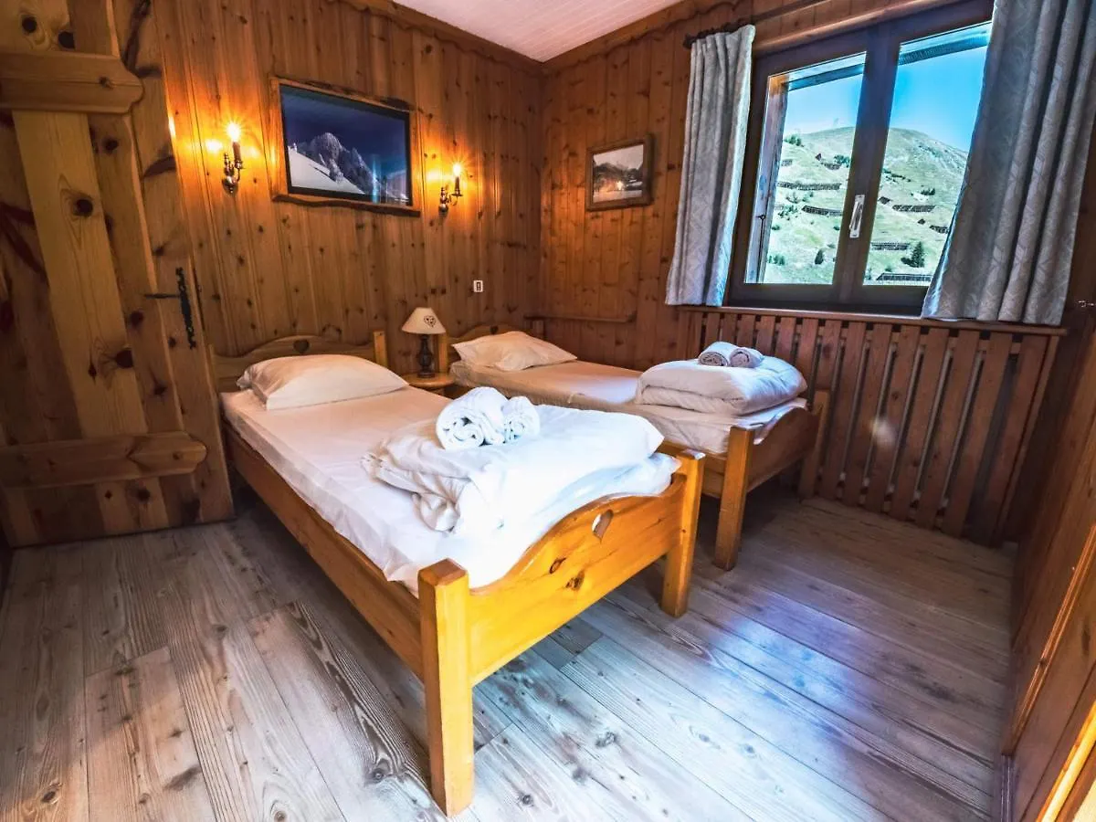 Appartement Renove Dans Chalet Savoyard - Proche Des Pistes, Balcon, Animaux Admis - Fr-1-502-355 티뉴 아파트
